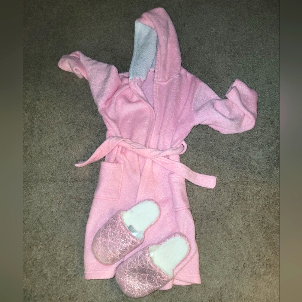 Girls Bathrobe and Slipper Set